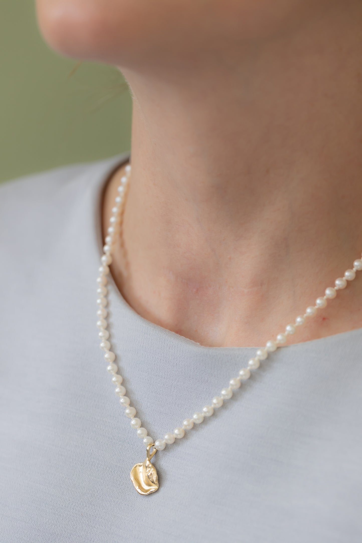 Freshwater Pearl and Gold Necklace