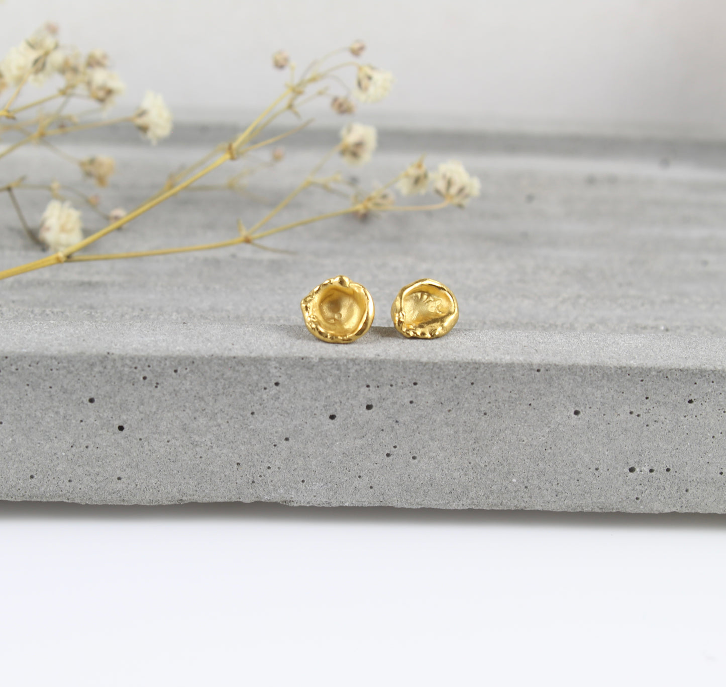 Oyster Silver Stud Earring