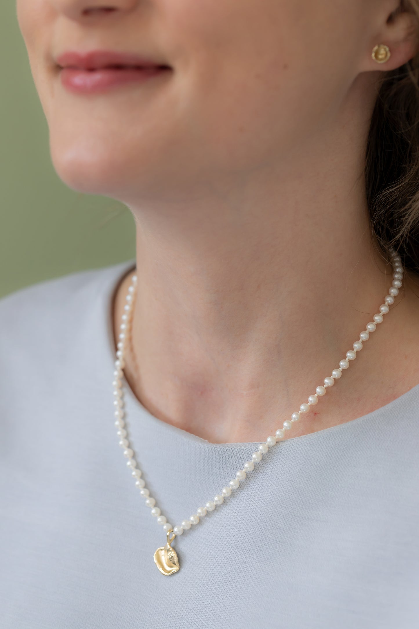 Freshwater Pearl and Gold Necklace