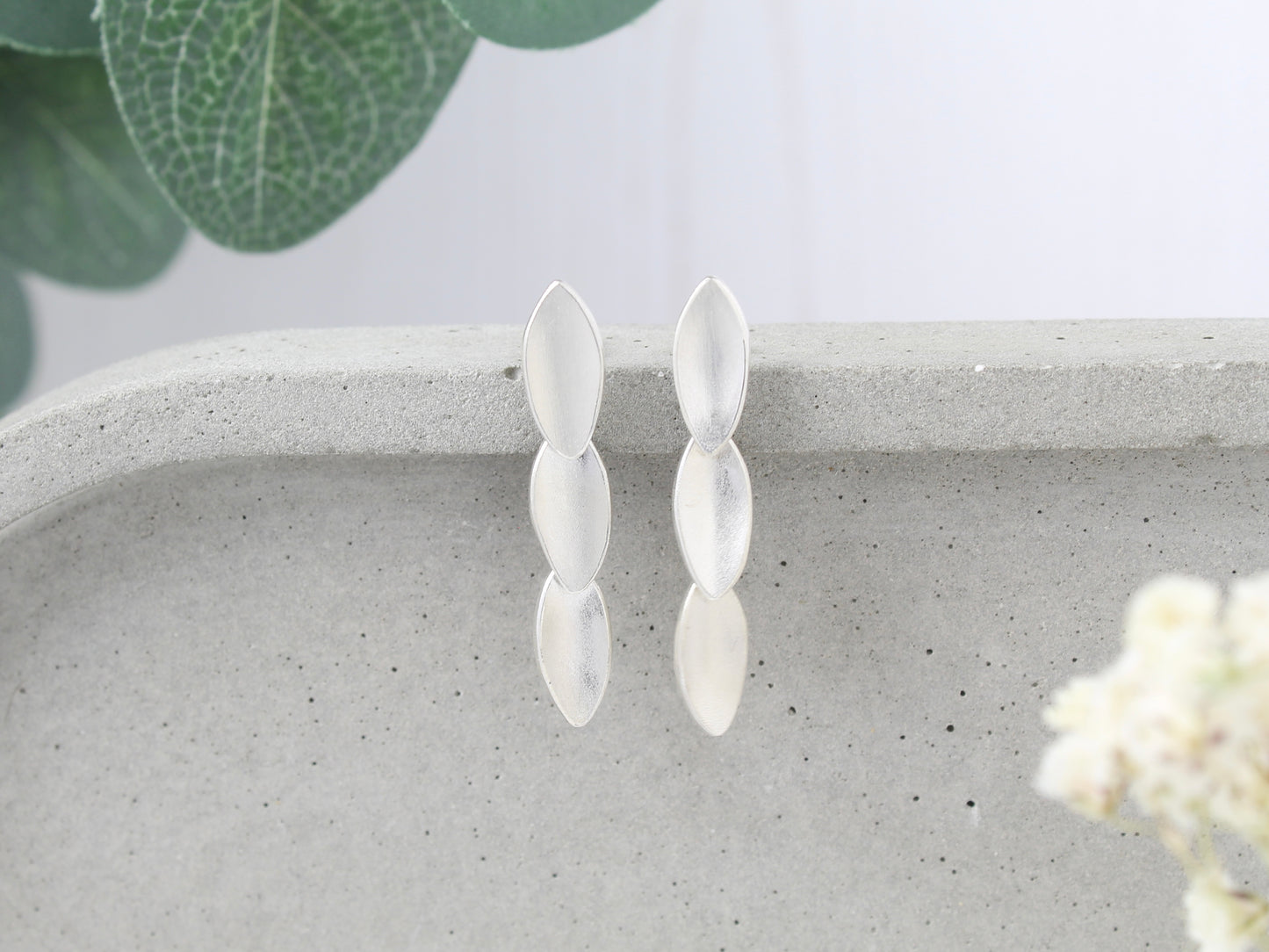 Three leaf silver earrings