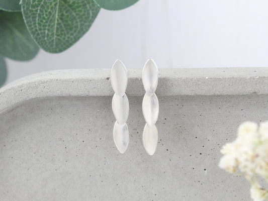 Three leaf silver earrings