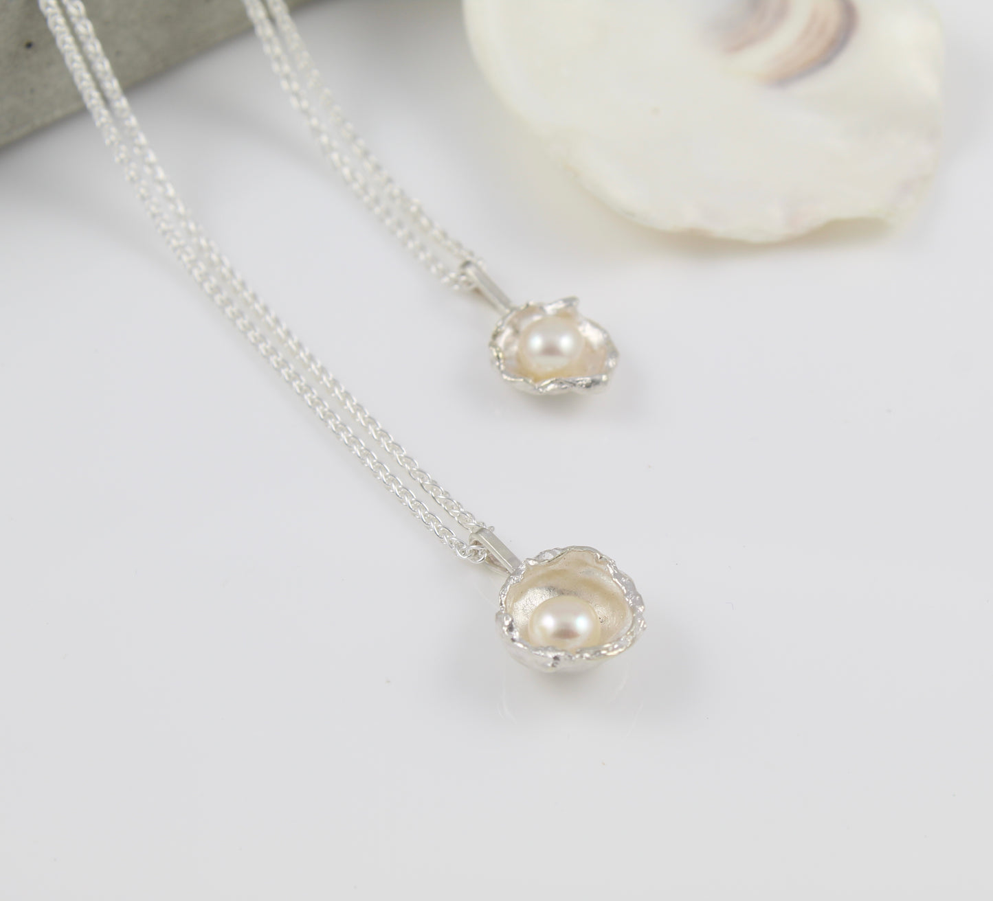 Oyster & Pearl Silver pendant