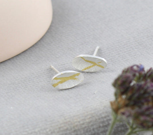 Olive stud earring